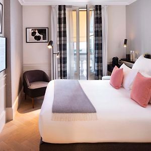 Premium King Room