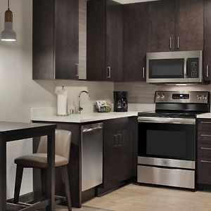 1 Bedroom Suite 1 King Alternate bed sofa bed City view