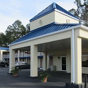 Rodeway Inn Walterboro I-95