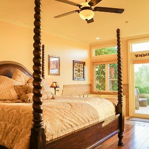 High Ridge Manor