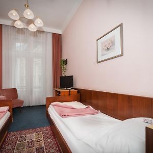 Budget Single Room