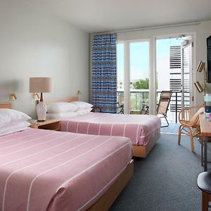 Pool Side Queen Room