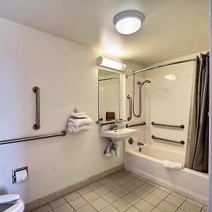 Queen Room Disability Access