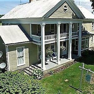 The Willow Tree Inn B&B