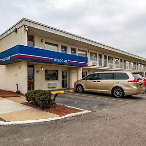 Motel 6-Joliet, Il - I-80