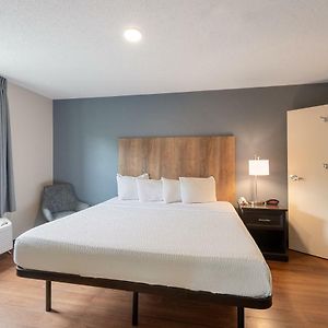 One-Bedroom King Suite Disability Access