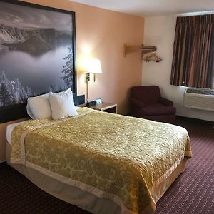 Queen Room Mobility accessible