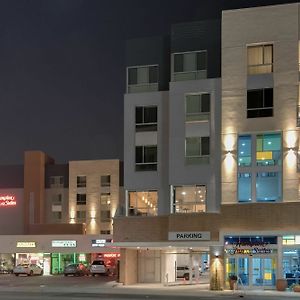 Hampton Inn & Suites Los Angeles - Glendale