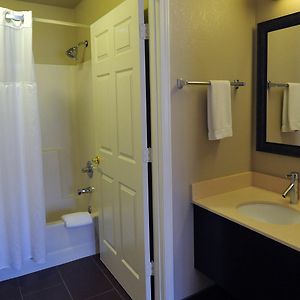 One-Bedroom King Suite