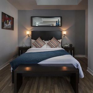 One-Bedroom Junior Suite