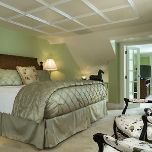 Superior King Suite