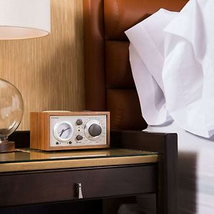 Premium Corner King Room