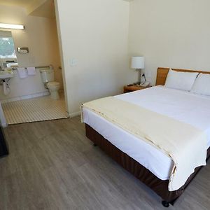 Queen Room Disability Access