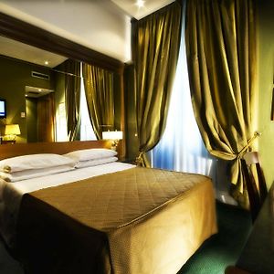 Basic Triple Room
