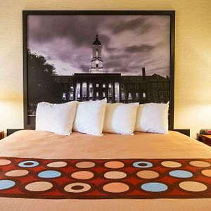 King Room Mobility accessible