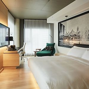 Prestige King Room