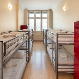 Dormitory Room Mixed