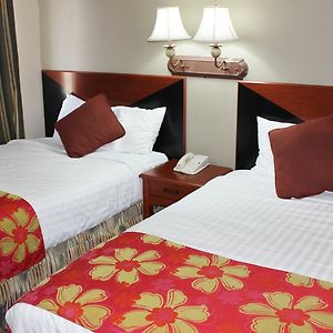 Rodeway Inn & Suites Columbia