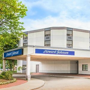 Howard Johnson By Wyndham Kitchener Conestoga