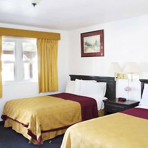 Travelodge By Wyndham Northern Arizona University Downtown