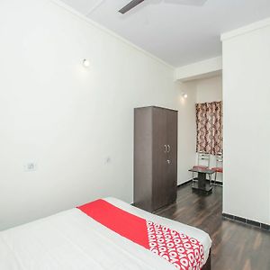 Small Single Room