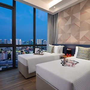Premier One-Bedroom King Room