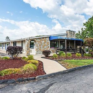 Motel 6-Mansfield, Oh