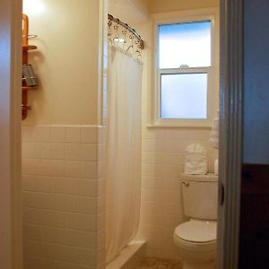 Queen Suite