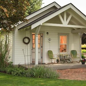 One-Bedroom Cottage