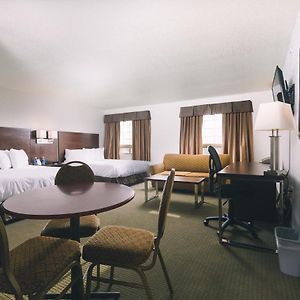 Deluxe Family Suite