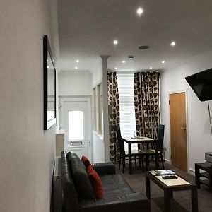 Superior One-Bedroom Apartment