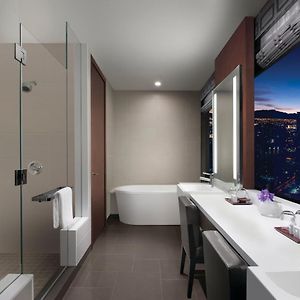 One-Bedroom Penthouse Suite