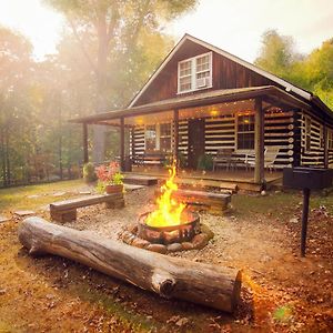 Nolichuckey Bluffs Bed & Breakfast Cabins