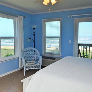 Oceanfront King Studio