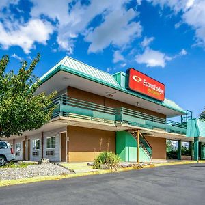 Econo Lodge & Suites Spokane
