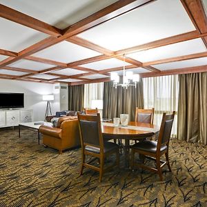 Executive King Suite