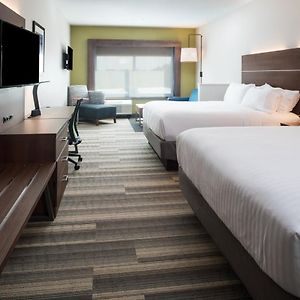 Suite Two Beds Non-Smoking