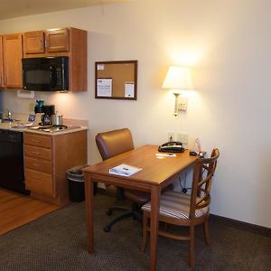 One-Bedroom King Suite Hearing accessible