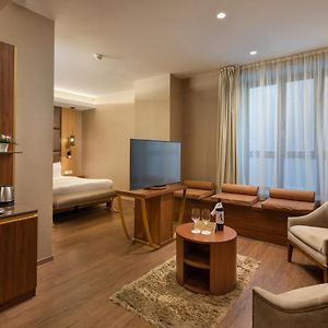 Executive King Room