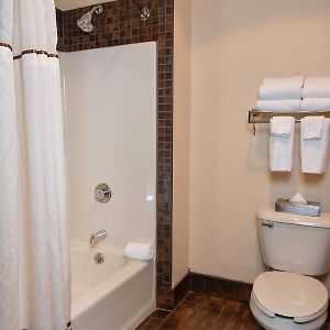Queen Suite