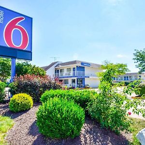 Motel 6-Windsor Locks, Ct - Hartford