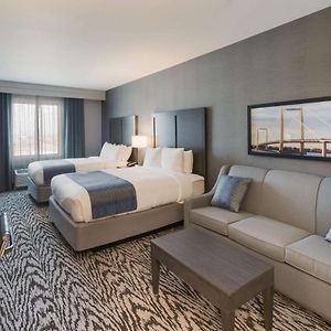 Queen Suite
