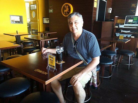 Pub Beer
