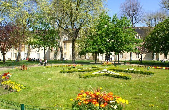 Hôpital Saint-Louis