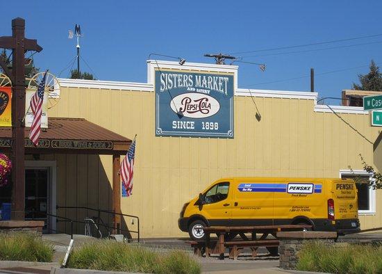 Sisters Market & Eatery