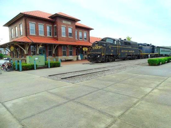 Elkins Depot Welcome Center