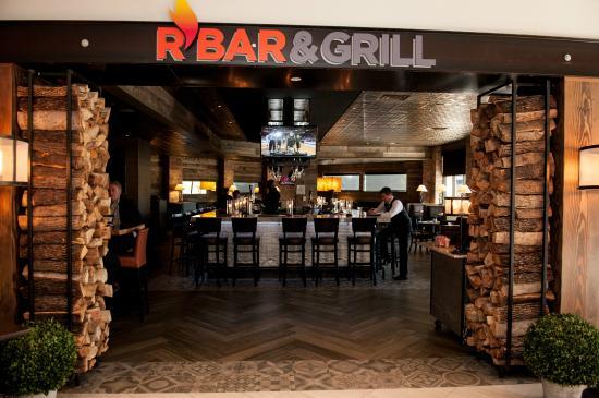 R Bar & Grill
