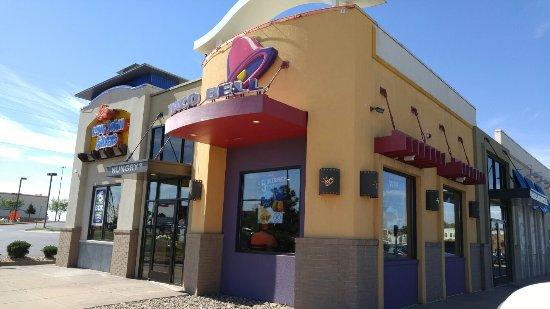 Taco Bell-Long John Silver's