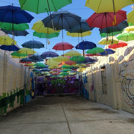 Umbrella Alley