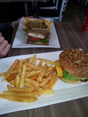 Mari Cafe and Grill